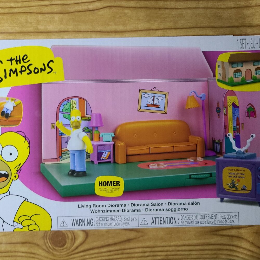 The Simpsons Living Room Set with Homer Jakks figure (NEW)